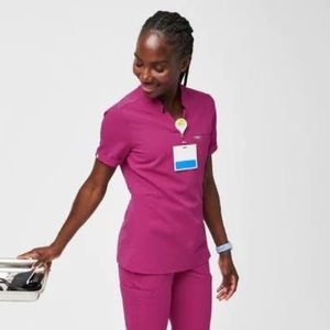 Figs Catarina One Pocket Scrub Top Raspberry Sorbet